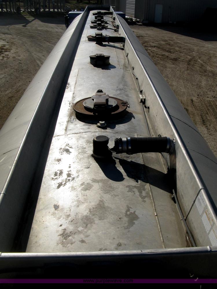 image for item H4442 1974 VIM tanker trailer