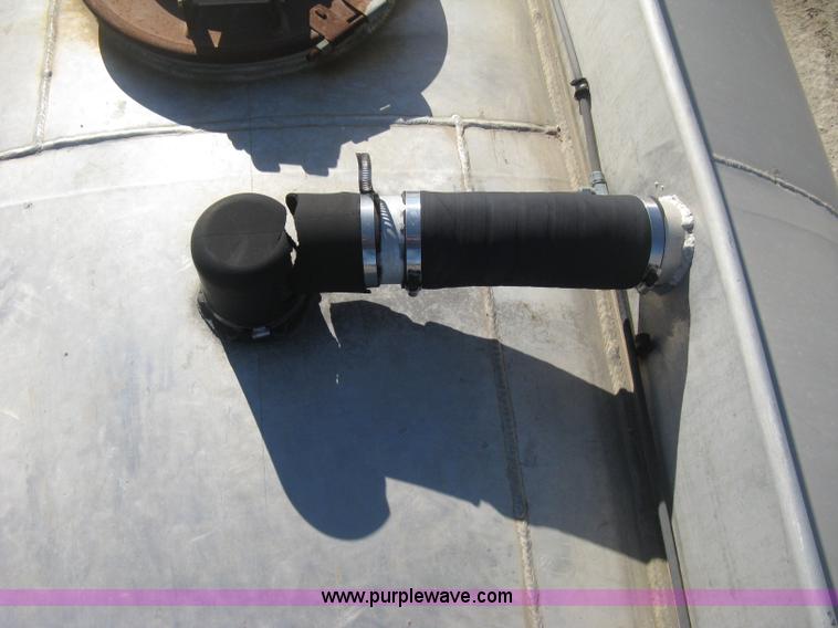 image for item H4442 1974 VIM tanker trailer