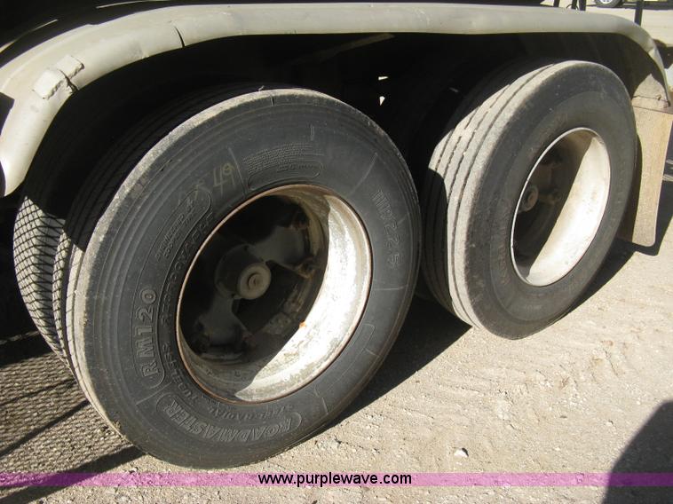 image for item H4442 1974 VIM tanker trailer