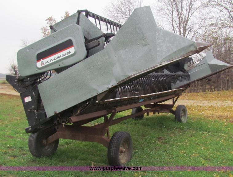 image for item H7257 Allis Chalmers 320 flex head and trailer