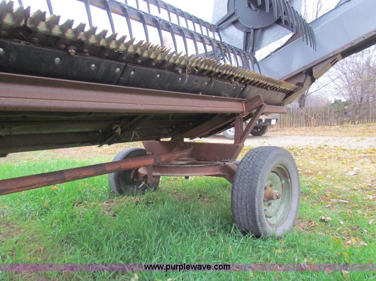 image for item H7257 Allis Chalmers 320 flex head and trailer