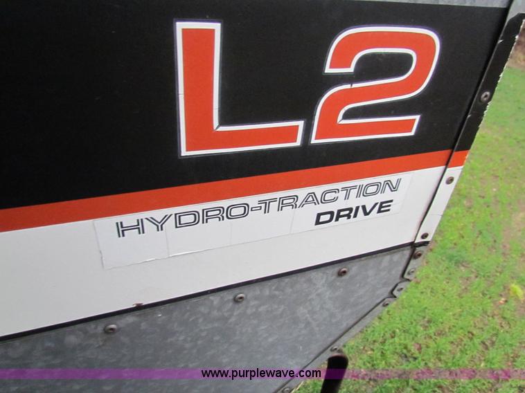 image for item H7258 Gleaner L2 combine