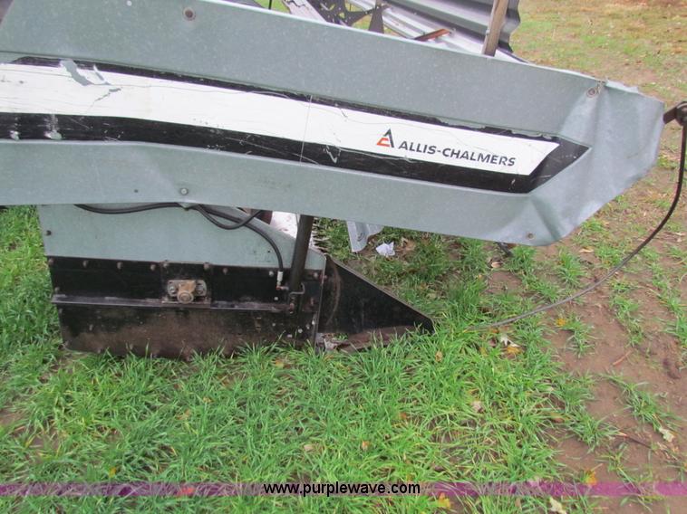 image for item H7258 Gleaner L2 combine