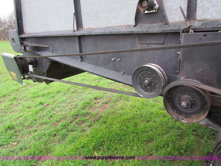 image for item H7258 Gleaner L2 combine