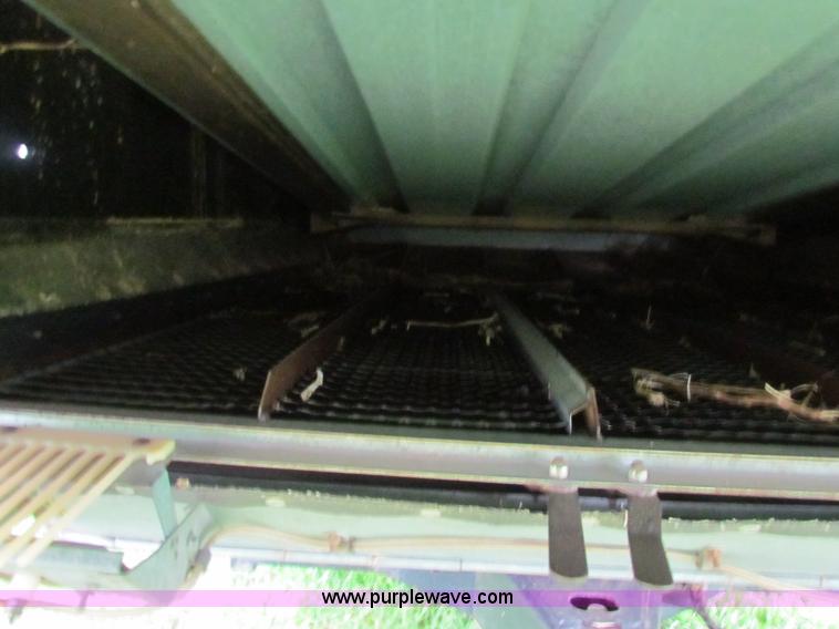 image for item H7258 Gleaner L2 combine