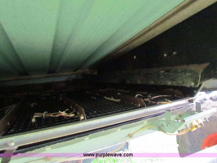 image for item H7258 Gleaner L2 combine