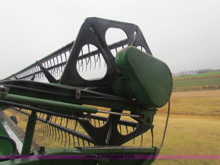 image for item H7260 1991 John Deere 925 25' rigid head