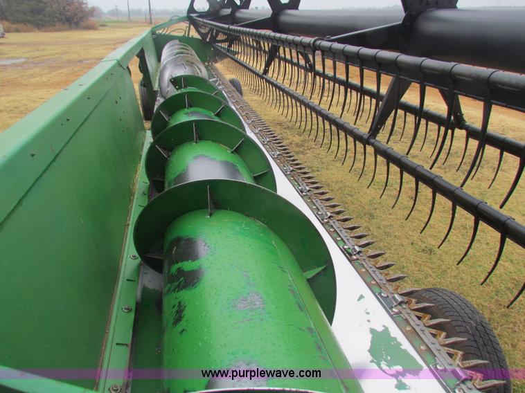 image for item H7260 1991 John Deere 925 25' rigid head