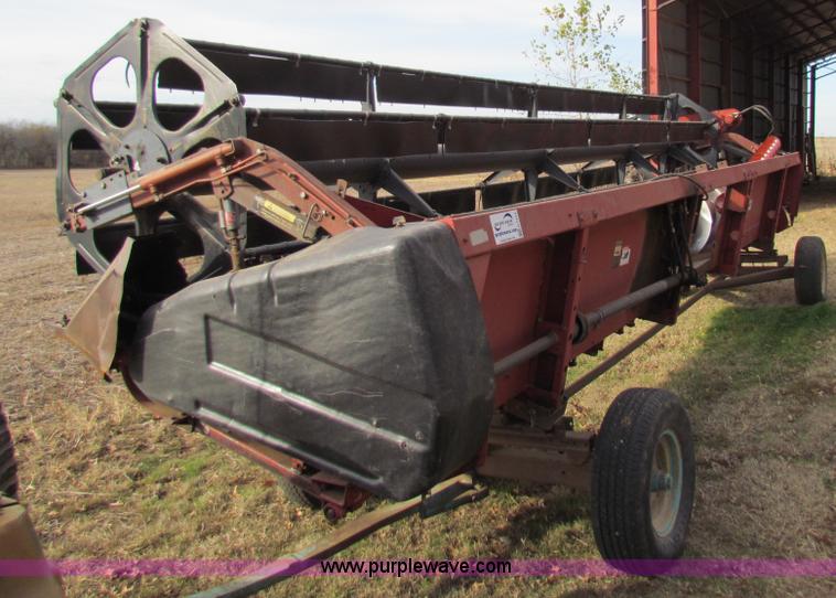 image for item H7273 1991 Case 1020 25' flex head