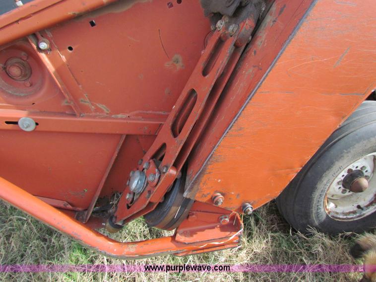 image for item H7275 Hesston 1160 Hydroswing swather