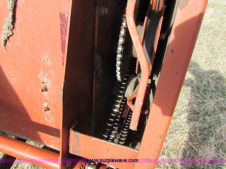 image for item H7275 Hesston 1160 Hydroswing swather