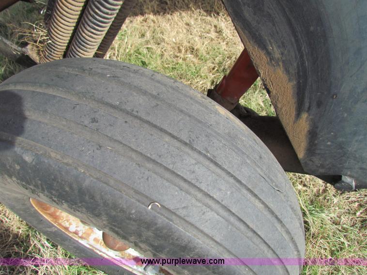 image for item H7275 Hesston 1160 Hydroswing swather