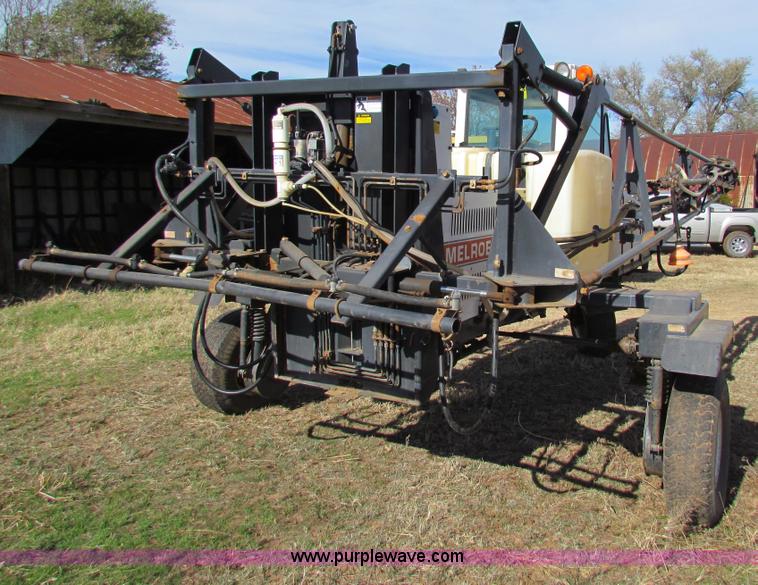 image for item H7278 SpraCoupe 220 self-propelled sprayer