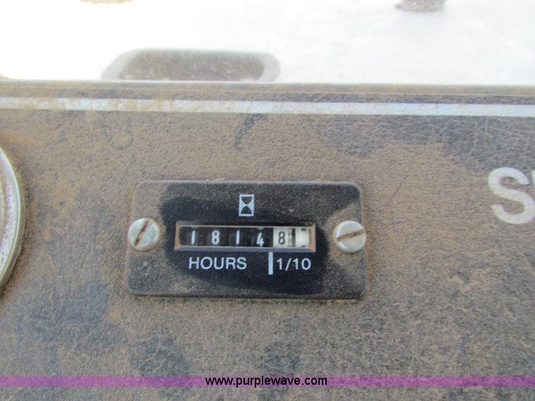 image for item H7278 SpraCoupe 220 self-propelled sprayer