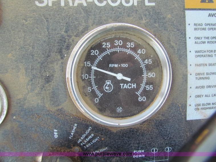 image for item H7278 SpraCoupe 220 self-propelled sprayer