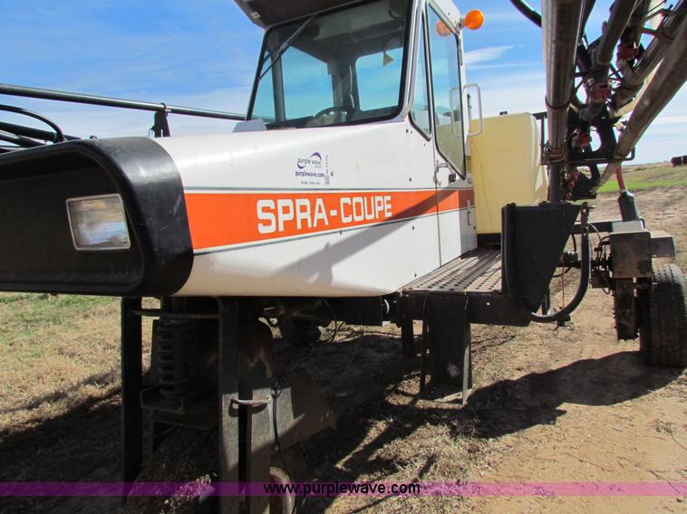 image for item H7278 SpraCoupe 220 self-propelled sprayer