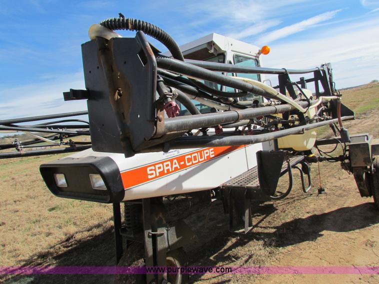 image for item H7278 SpraCoupe 220 self-propelled sprayer