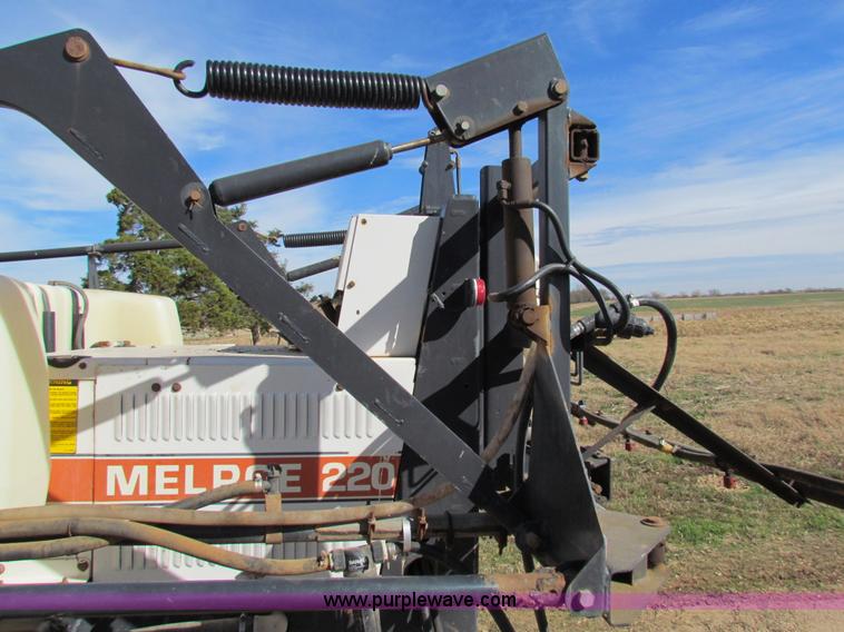 image for item H7278 SpraCoupe 220 self-propelled sprayer