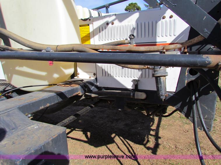 image for item H7278 SpraCoupe 220 self-propelled sprayer