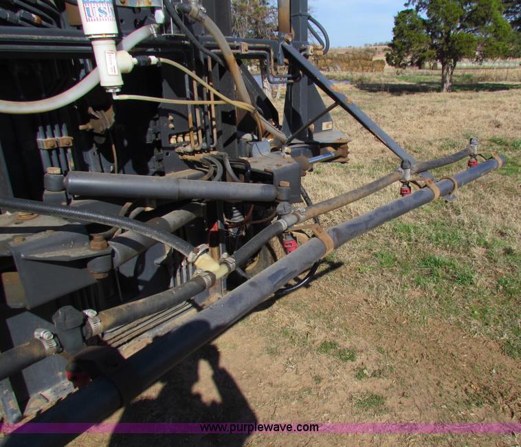 image for item H7278 SpraCoupe 220 self-propelled sprayer