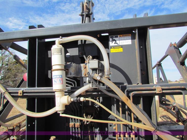 image for item H7278 SpraCoupe 220 self-propelled sprayer