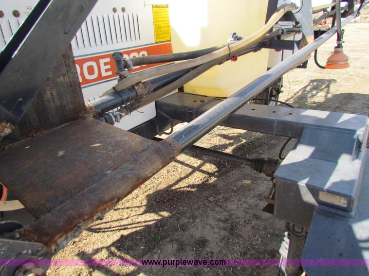 image for item H7278 SpraCoupe 220 self-propelled sprayer