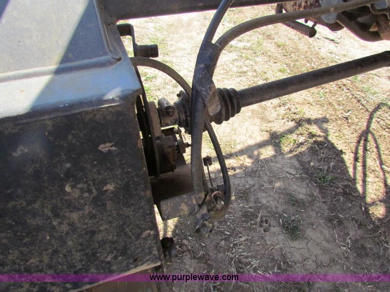 image for item H7278 SpraCoupe 220 self-propelled sprayer