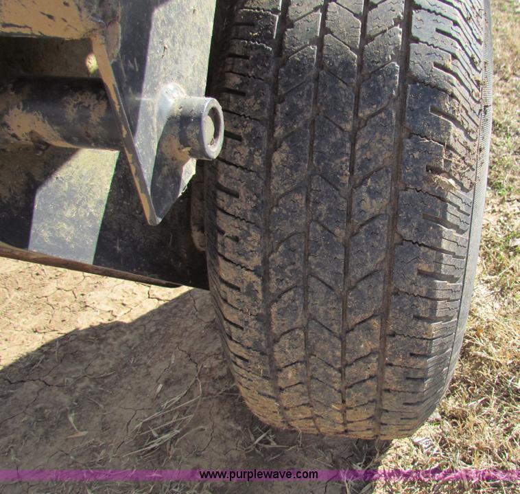 image for item H7278 SpraCoupe 220 self-propelled sprayer