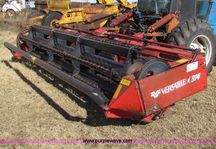 image for item H7279 Versatile 4814 swather head