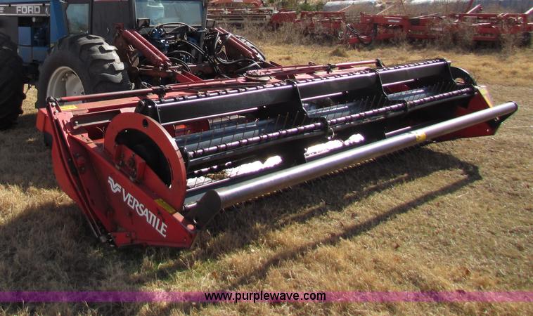 image for item H7279 Versatile 4814 swather head