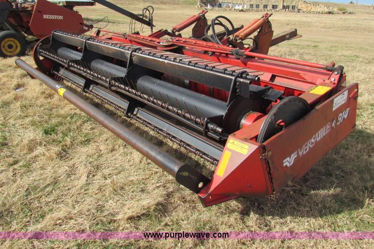 image for item H7279 Versatile 4814 swather head
