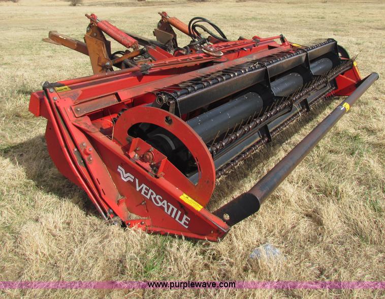image for item H7279 Versatile 4814 swather head