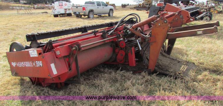 image for item H7279 Versatile 4814 swather head