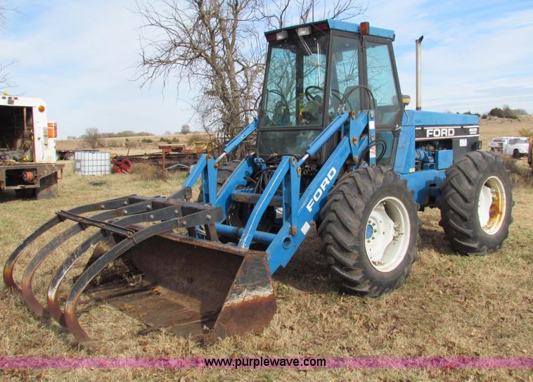 image for item H7280 1993 Ford 9030 Versatile tractor