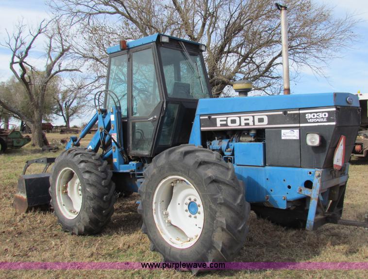 image for item H7280 1993 Ford 9030 Versatile tractor