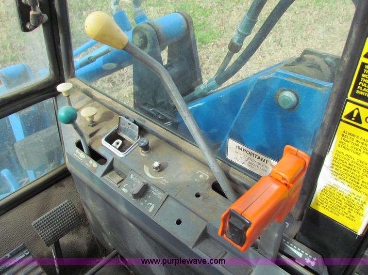 image for item H7280 1993 Ford 9030 Versatile tractor