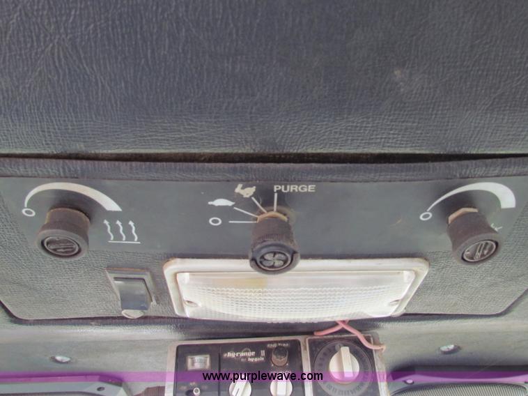 image for item H7280 1993 Ford 9030 Versatile tractor