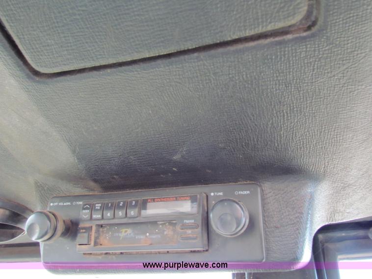 image for item H7280 1993 Ford 9030 Versatile tractor