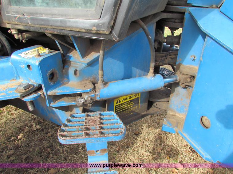 image for item H7280 1993 Ford 9030 Versatile tractor