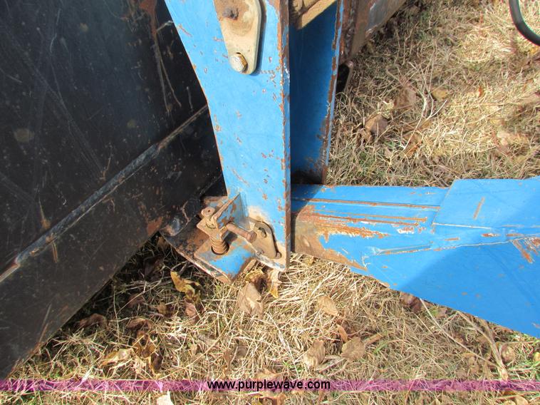 image for item H7280 1993 Ford 9030 Versatile tractor