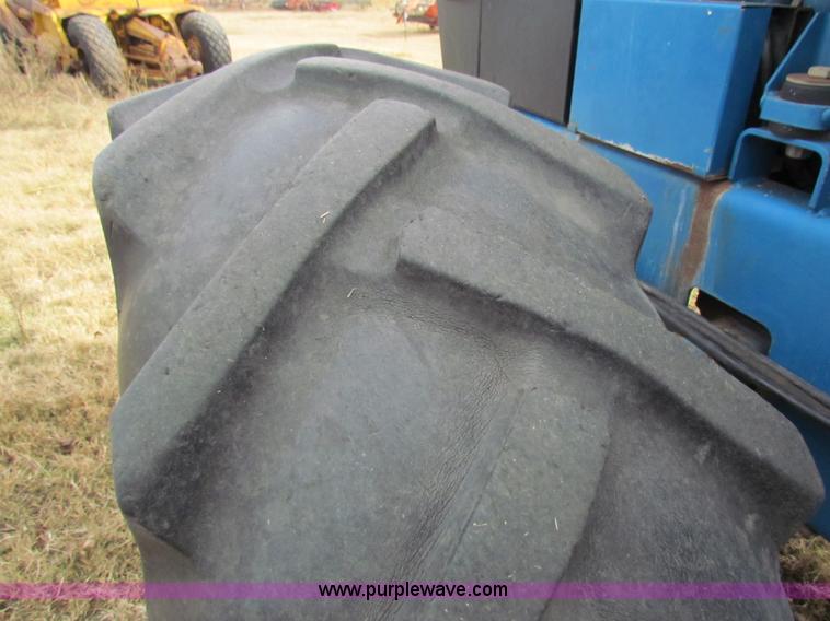 image for item H7280 1993 Ford 9030 Versatile tractor