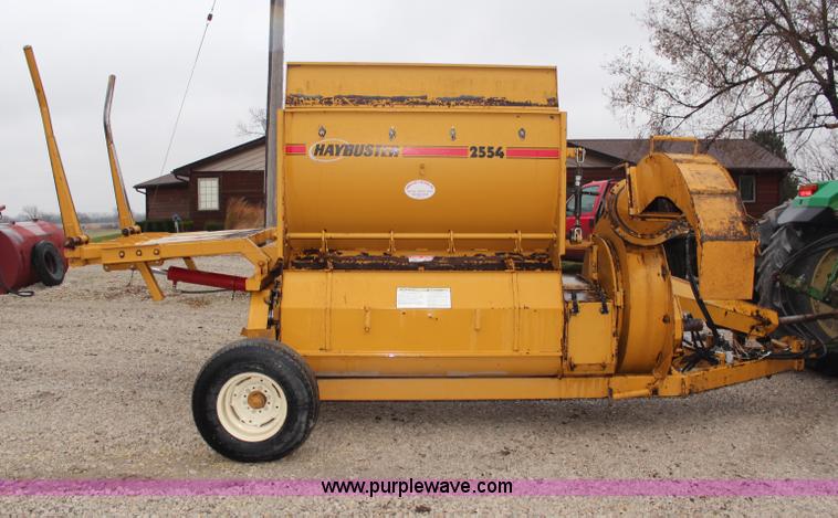 image for item H7864 2003 HayBuster 2554 bale processor