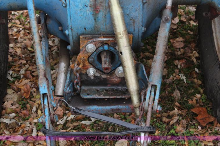 image for item H7871 1957 Ford 861 tractor