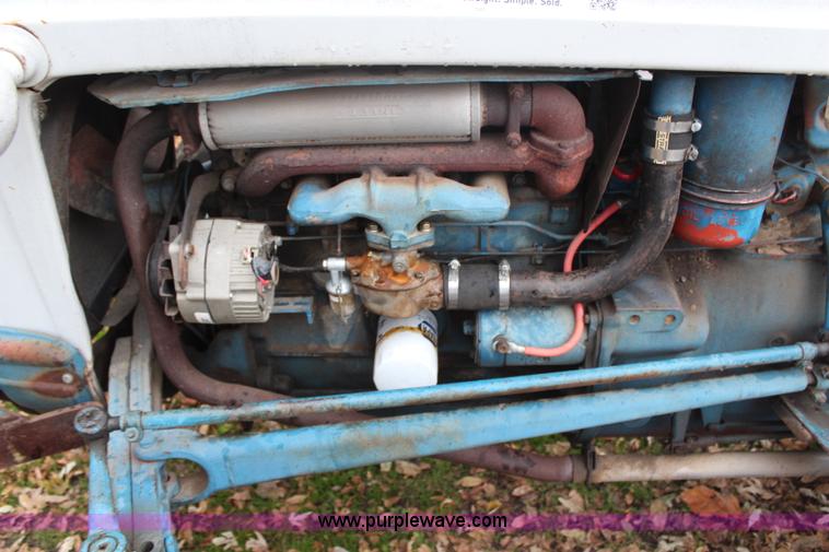 image for item H7871 1957 Ford 861 tractor