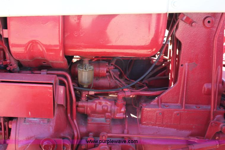 image for item H7894 1968 International 756 tractor