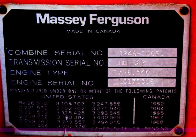 image for item H7896 1979 Massey-Ferguson 760 RWA combine