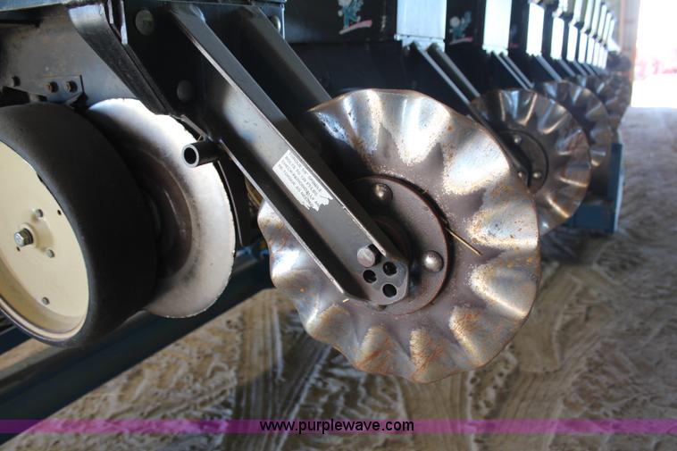 image for item H7898 Kinze 2600 12/23 row planter