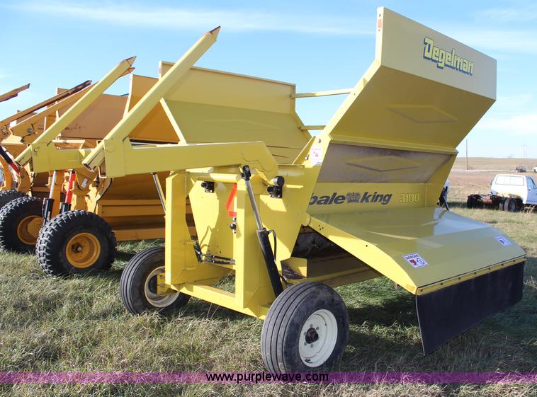 image for item H7922 Degelman Bale King 3000 bale processor