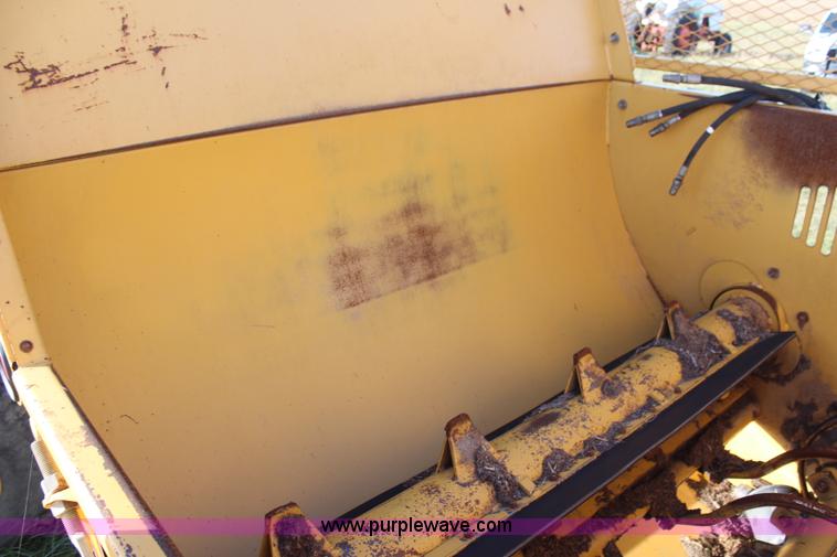 image for item H7929 Vermeer BP7000 bale processor