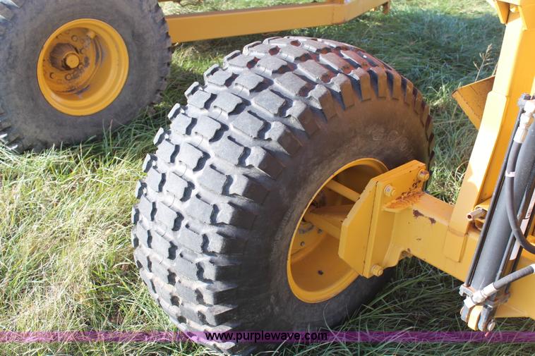 image for item H7929 Vermeer BP7000 bale processor